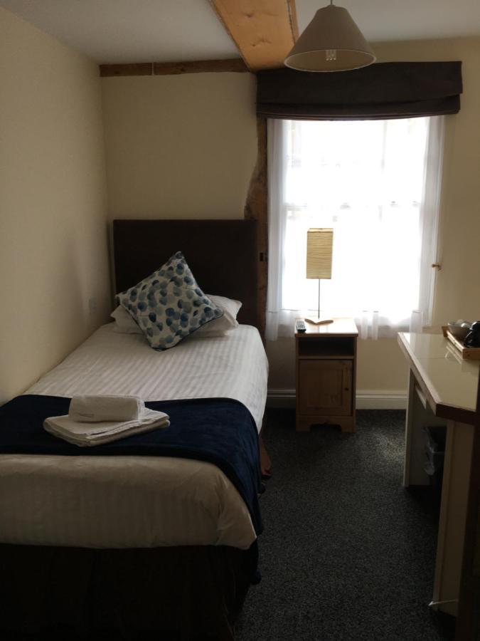 The Chequers Bed & Breakfast Royston  Luaran gambar