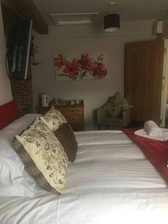The Chequers Bed & Breakfast Royston  Luaran gambar
