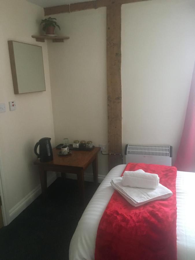 The Chequers Bed & Breakfast Royston  Luaran gambar
