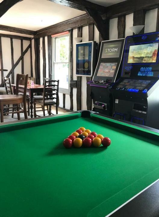 The Chequers Bed & Breakfast Royston  Luaran gambar